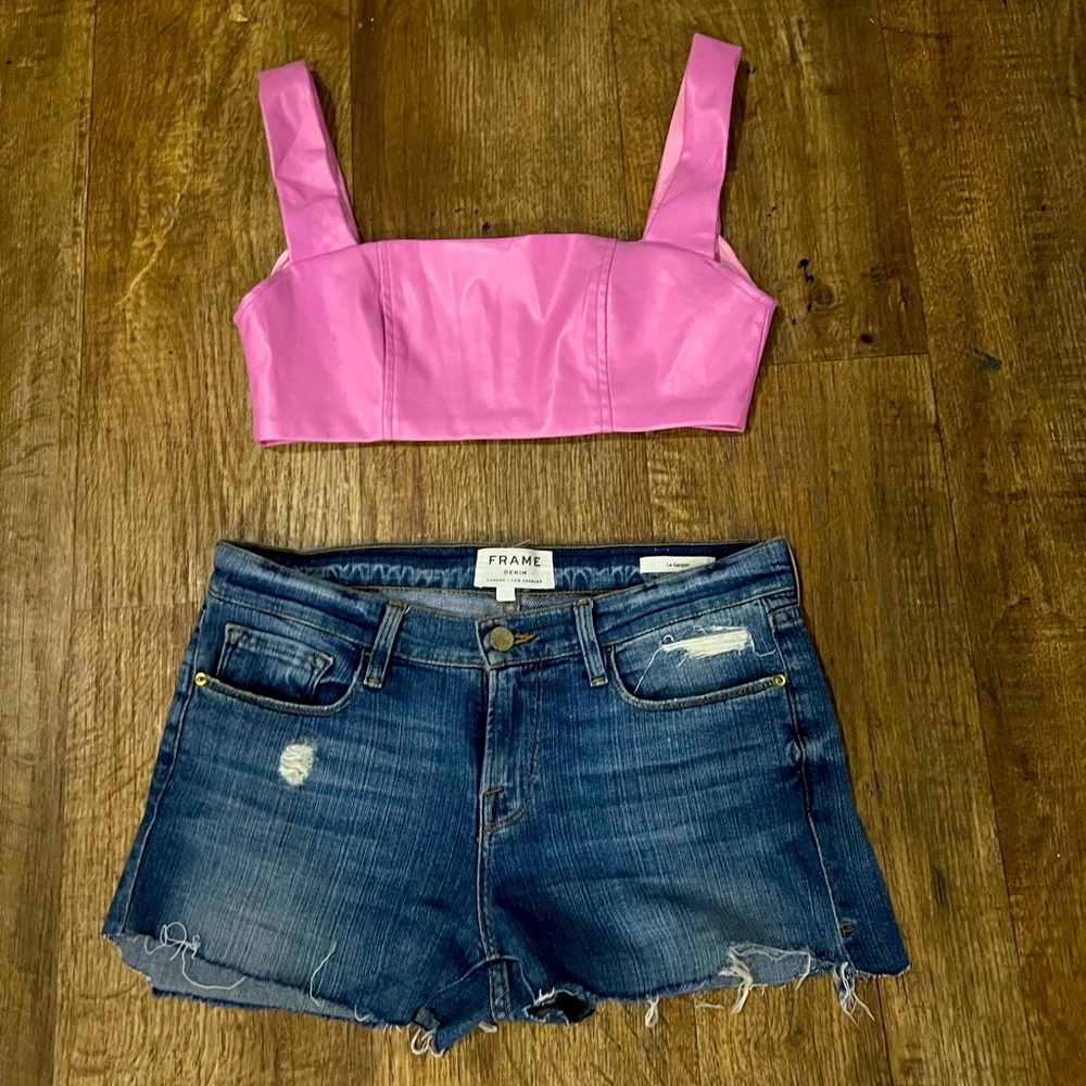Frame Cut-Off Jean Shorts